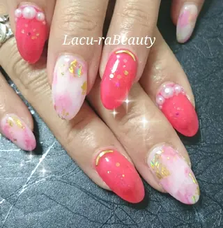 ネイル 小顔と腸の専門店 ラクーラビューティのエステ・リラクイメージ