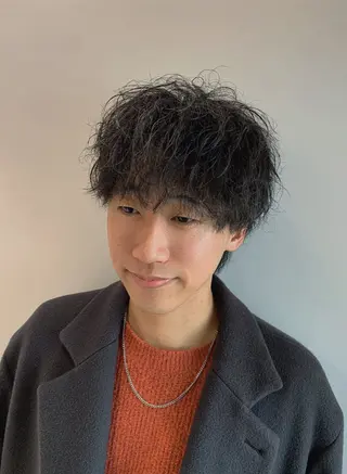 ショート パーマ メンズ [渋谷ブリーチ] 玲弥のヘアスタイル