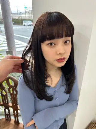 セミロング カラー カイリ /レイヤーカットのヘアスタイル