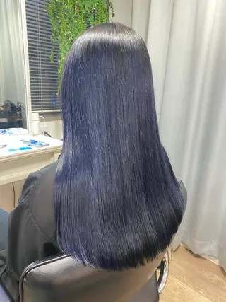 カラー 梅田ハイトーン チダ ヒナノのヘアスタイル