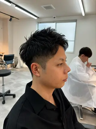 メンズ フェザーパーマ/韓国 /メンズカット保立のヘアスタイル