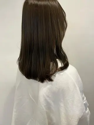 セミロング フクシママユ / 柔らかカラーのヘアスタイル