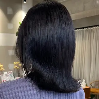 ミディアム カラー AIN.ANLY 明治神宮前所属・ムツキ/品のある 艶カラー/縮毛矯正のヘアスタイル