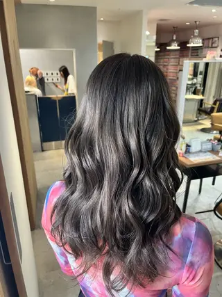 セミロング カラー lunty難波店所属・💋ギャル髪💋 かづき💖のヘアスタイル
