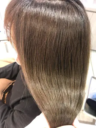 セミロング ブリーチ/髪質改善 NYNY大久保のヘアスタイル