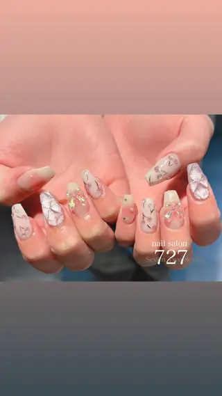 ネイル 727 nailのネイルデザイン