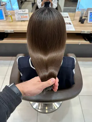 ミディアム HARE&MAKE EARTH 草津エイスクエア店所属・ヒラタ ソウタのヘアスタイル