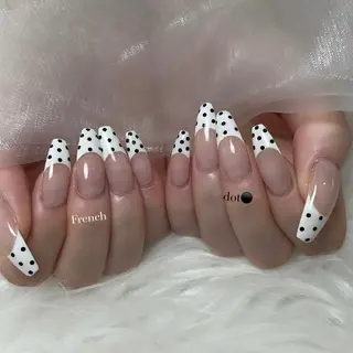 ネイル Laula🤍 ayakaのネイルデザイン