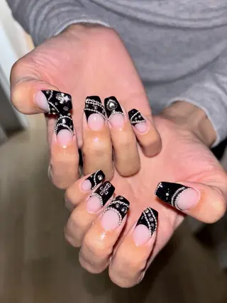 ネイル eight nail 渋谷駅前店所属・makoto 🐻❄️のネイルデザイン