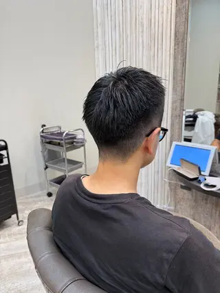 メンズ La mode iwai所属・ラモードイワイ土岐 / 太田のヘアスタイル