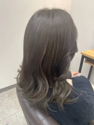 セミロング カラー neaf【六本木】所属・韓国/愛されレイヤー 六本木/yuri🎀のヘアスタイル