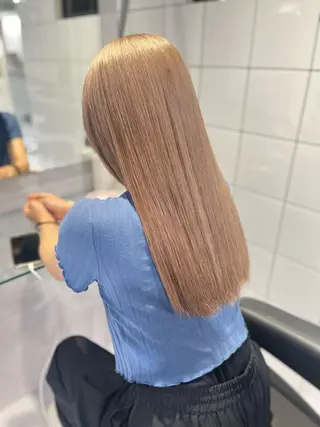 ロング カラー 🫧うる艶トレンド 🫧透明感カラーのヘアスタイル