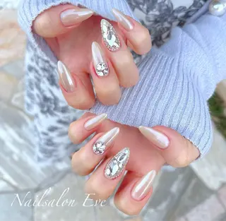 ネイル Nailsalon Eve（イヴ）のネイルデザイン