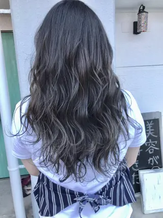 ロング カラー レイヤーカット匠 イソザキノリユキのヘアスタイル