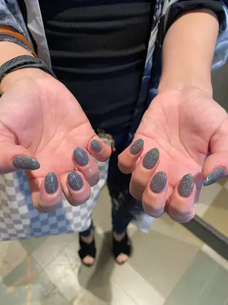 ネイル ネイルサロン　ボンボニエール心斎橋店所属・河野 巧美のネイルデザイン