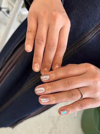 ネイル une／YUKINA 🫧大人nuanceのネイルデザイン