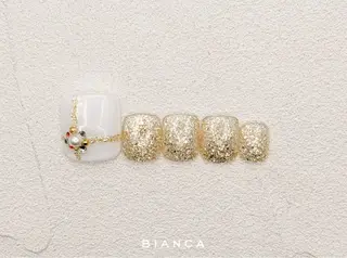 ネイル Bianca 亀戸店 IGUCHI🍒のネイルデザイン