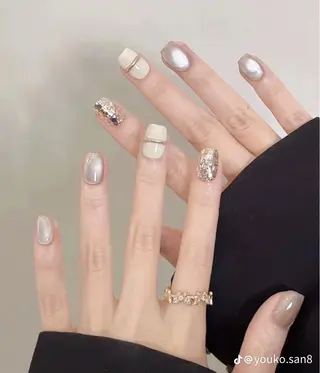 ネイル モナ& あきのネイルデザイン