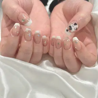 ネイル Kanon 🤍のネイルデザイン