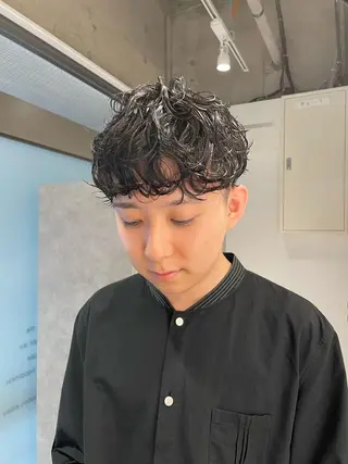 ミディアム パーマ メンズ メンズ＆スパ特化 takumiのヘアスタイル