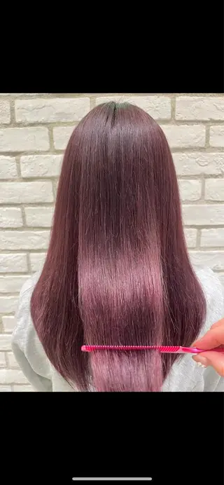 ロング DC カラーモデルのヘアスタイル