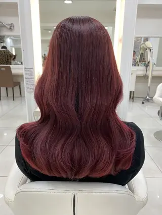 ロング カラー 佐々木 萌のヘアスタイル