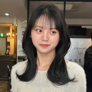 ミディアム カラー est-r.Fukuoka所属・マエダルイ🌐 レイヤースタイルのヘアスタイル
