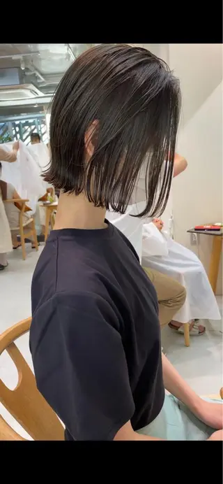 ミディアム カラー mee.urawa所属・似合わせショート×透 明感/やじまたかしのヘアスタイル