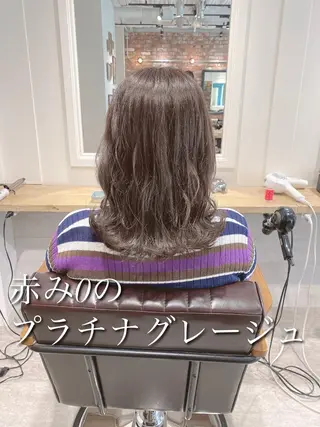 セミロング カラー 艶髪カラー 渡辺岳也のヘアスタイル