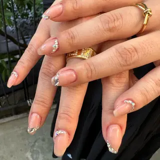 ネイル BINEL REINAのネイルデザイン