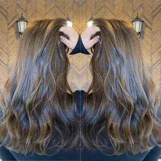 ロング カラー tocca 💜石田愛結💜のヘアスタイル