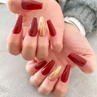 ネイル ゴテゴテ💙ワンホン リオナのネイルデザイン