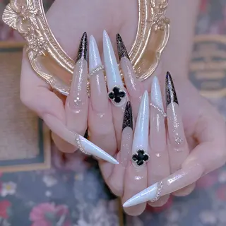 ネイル ANH NAIL ゴテゴテ専門店💎のネイルデザイン