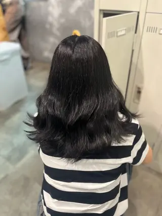 ロング カラー ハイトーンカラー 🦄レイヤーカットのヘアスタイル