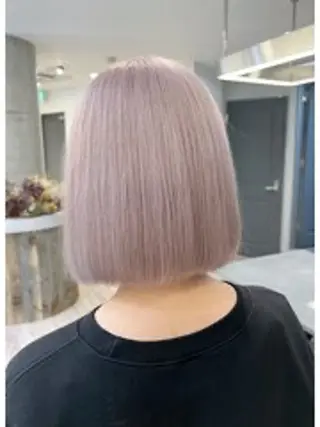 ミディアム 🎀ハイトーン特化 konomi🎀のヘアスタイル