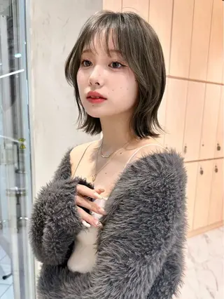ミディアム カラー ヘアアレンジ 吉田 晴香のヘアスタイル