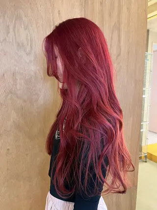 ロング カラー ベルベチカ所属・市村 花奈のヘアスタイル