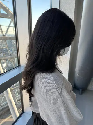 ロング カラー SOYON Reiのヘアスタイル