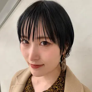 ショート カラー 鈴木 拓海のヘアスタイル