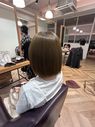 ミディアム カラー 若林 綾乃のヘアスタイル