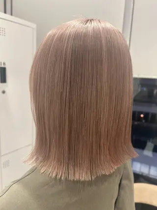 ショート カラー ピンク/ベージュ /似合わせ/田島百華のヘアスタイル
