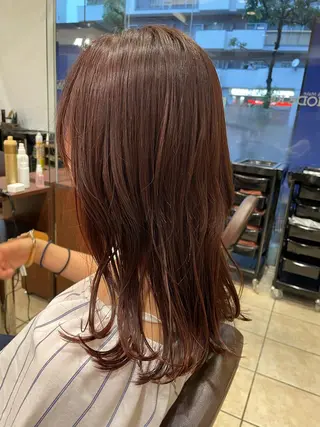 セミロング 桑田 新菜のヘアスタイル