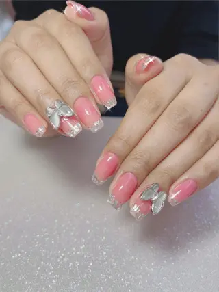 ネイル Flowerネイルサロン所属・. yukiのネイルデザイン