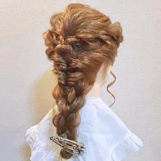 セミロング ヘアアレンジ an池袋本店所属・🌷吉野ひかり🌷 カットモデル募集✂️のヘアスタイル