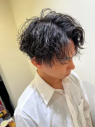 パーマ メンズ メンズパーマ特化型 /京橋/栗野京弥のヘアスタイル