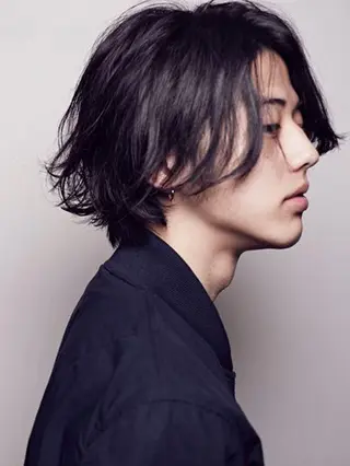 ミディアム メンズ hair living Liko池袋東口店所属・✨透明感カラー🌱 上村 舜のヘアスタイル