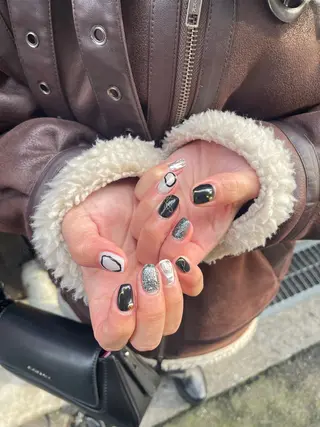 ネイル 楢本 彩耶のネイルデザイン