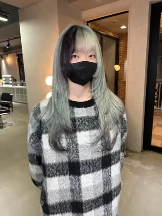 セミロング 艶髪カラー/レイヤ ー支持No.1renのヘアスタイル