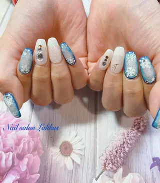 ネイル Lakkus T－CHIのネイルデザイン