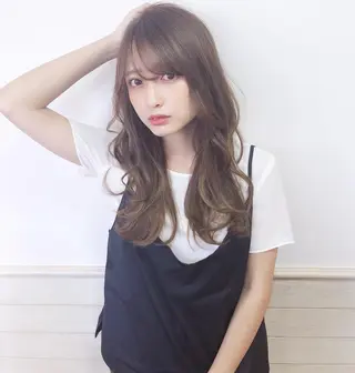 セミロング 髪質改善くすみカラー 🍀/石川大輔のヘアスタイル